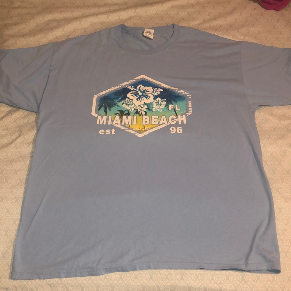 Men’s Graphic Tee